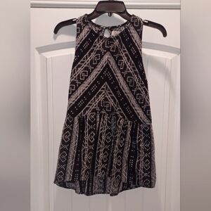 True Craft Black and White Peplum Tank Top